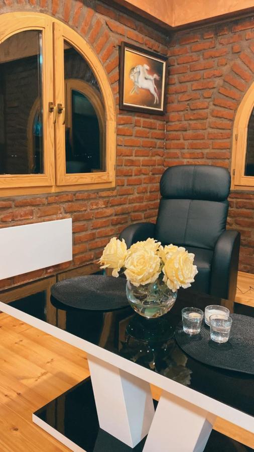 Apartman17 *